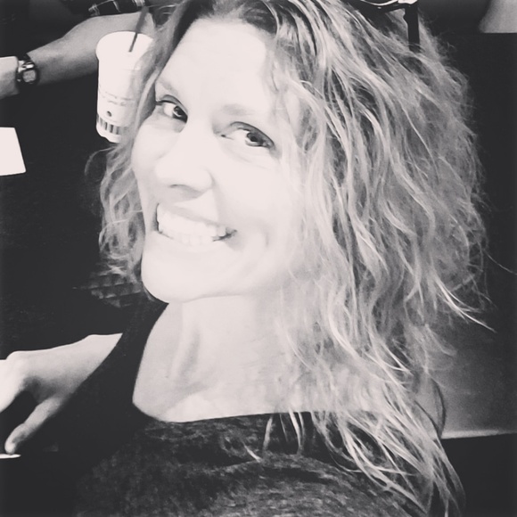 Meet your Posher, Tamara - Picture 1 of 1